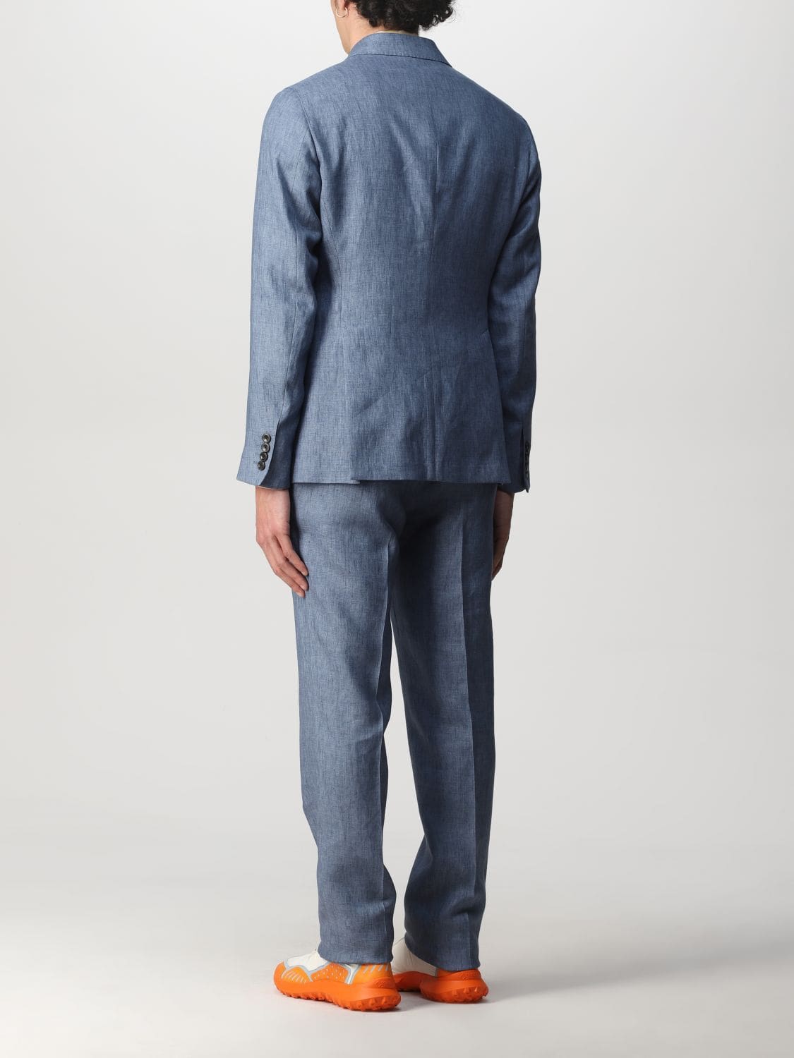 suit, view 3